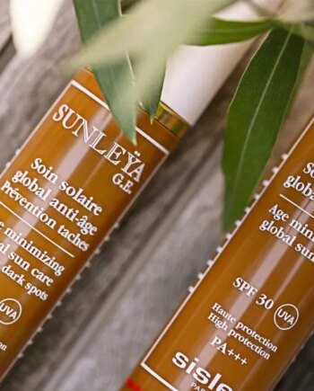Sisley Sunlea Solcreme til Ansigt - Fugt og Beskyttelse