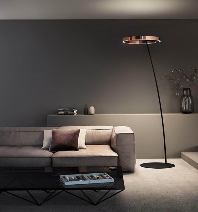 Occhio Mito Raggio Gulvlampe i Rosegold - Designet af Axel Meise